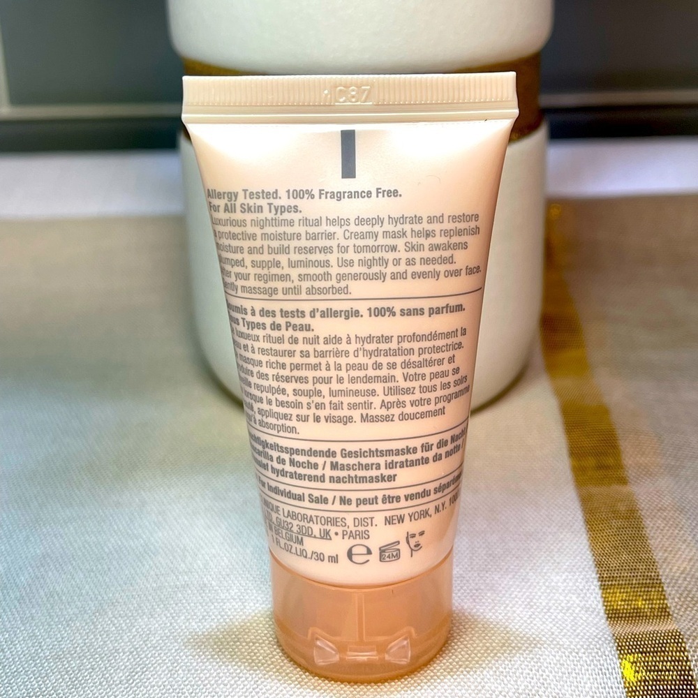 🌸NWT Clinique Moisture Surge Overnight Mask - Picture 2 of 2